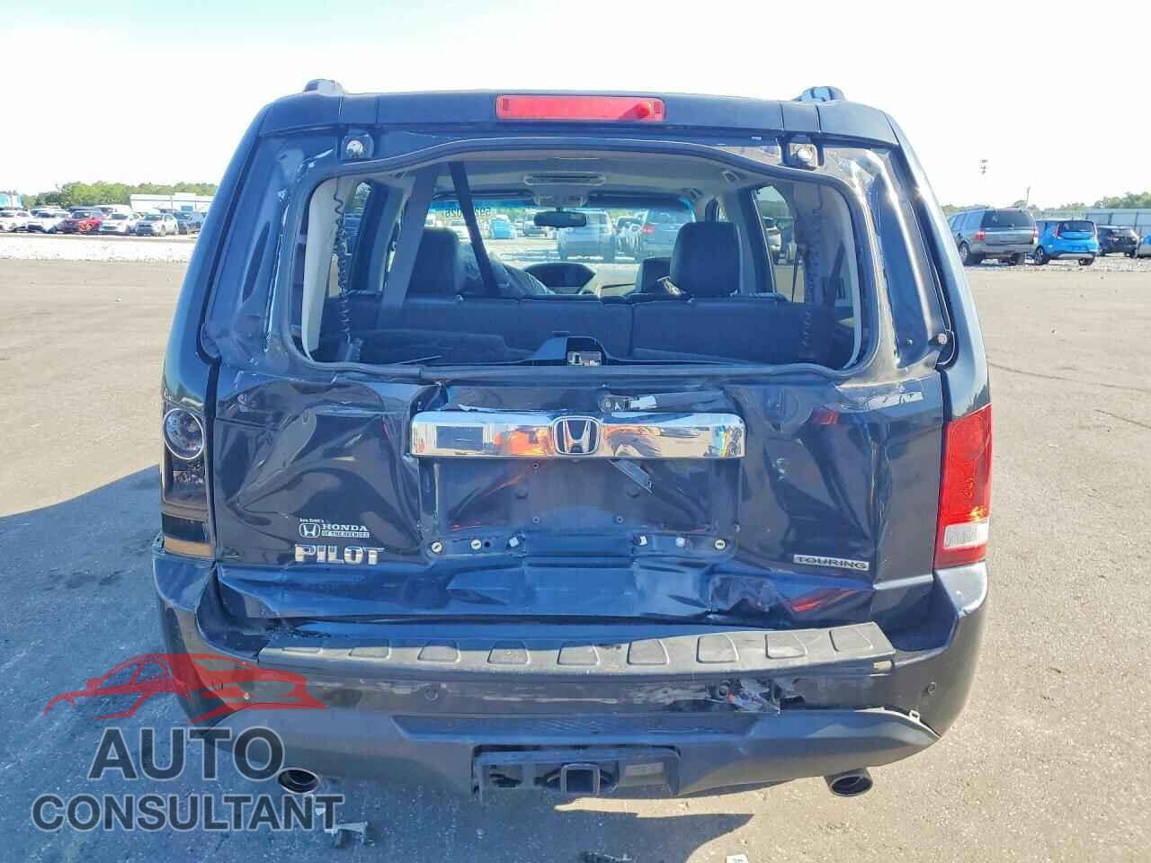 HONDA PILOT 2013 - 5FNYF3H95DB037669