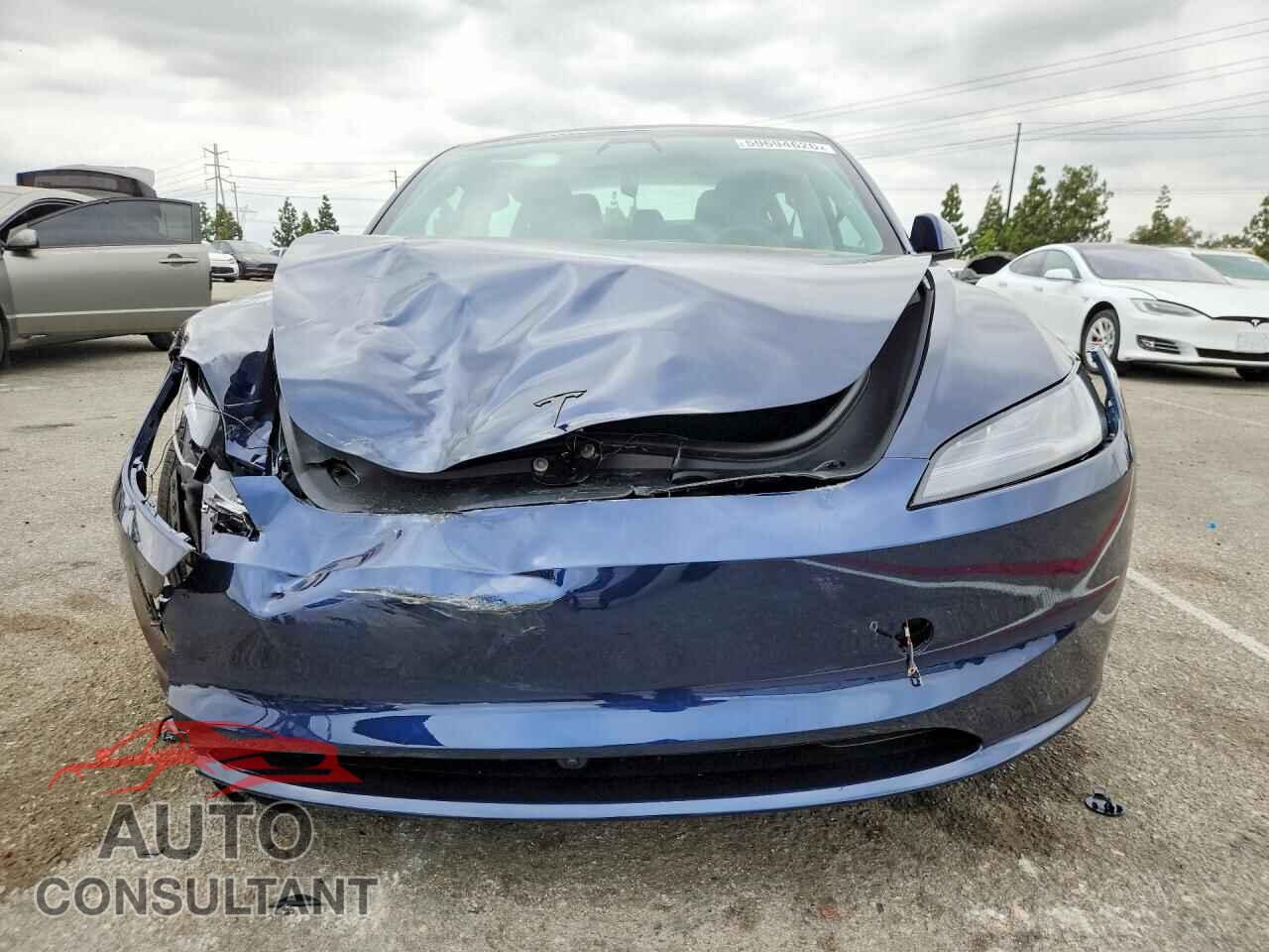 TESLA MODEL 3 2026 - 5YJ3E1EA2TF206707