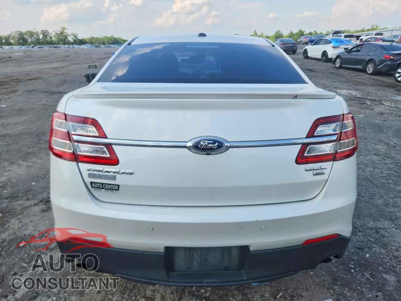 FORD TAURUS 2016 - 1FAHP2H85GG134207