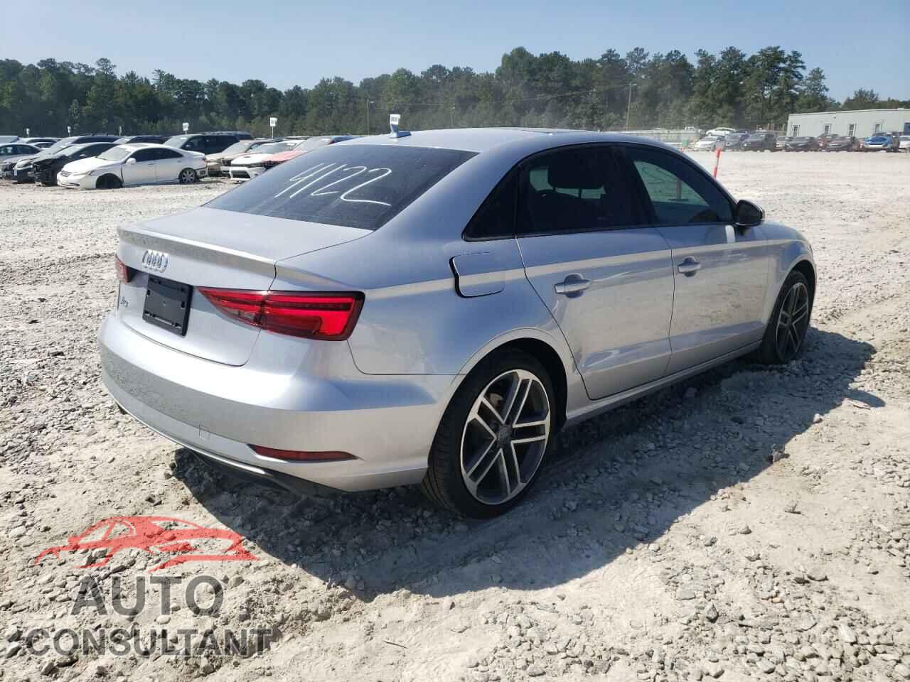 AUDI A3 2018 - WAUAUGFF5J1064122