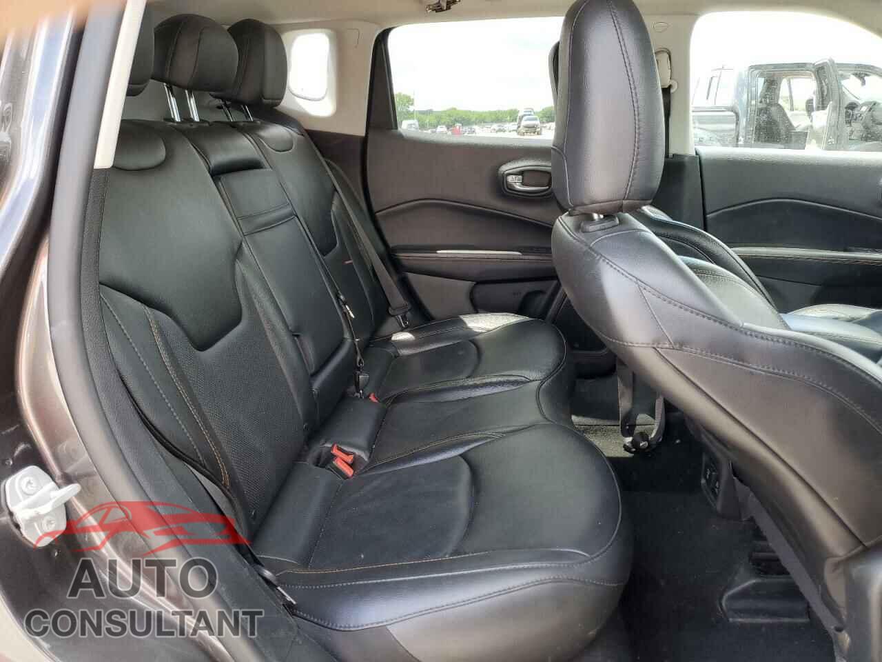 JEEP COMPASS 2020 - 3C4NJDCB3LT123497