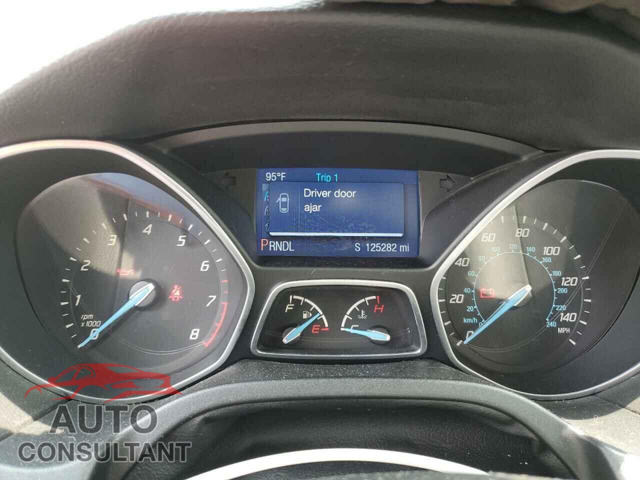 FORD FOCUS 2014 - 1FADP3F22EL227872