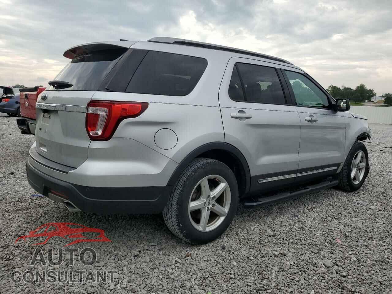 FORD EXPLORER 2018 - 1FM5K7D87JGA91636