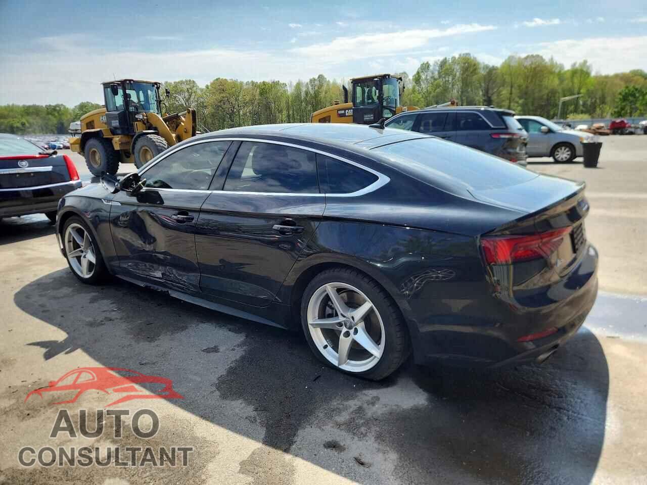 AUDI A5 2019 - WAUENCF51KA043879