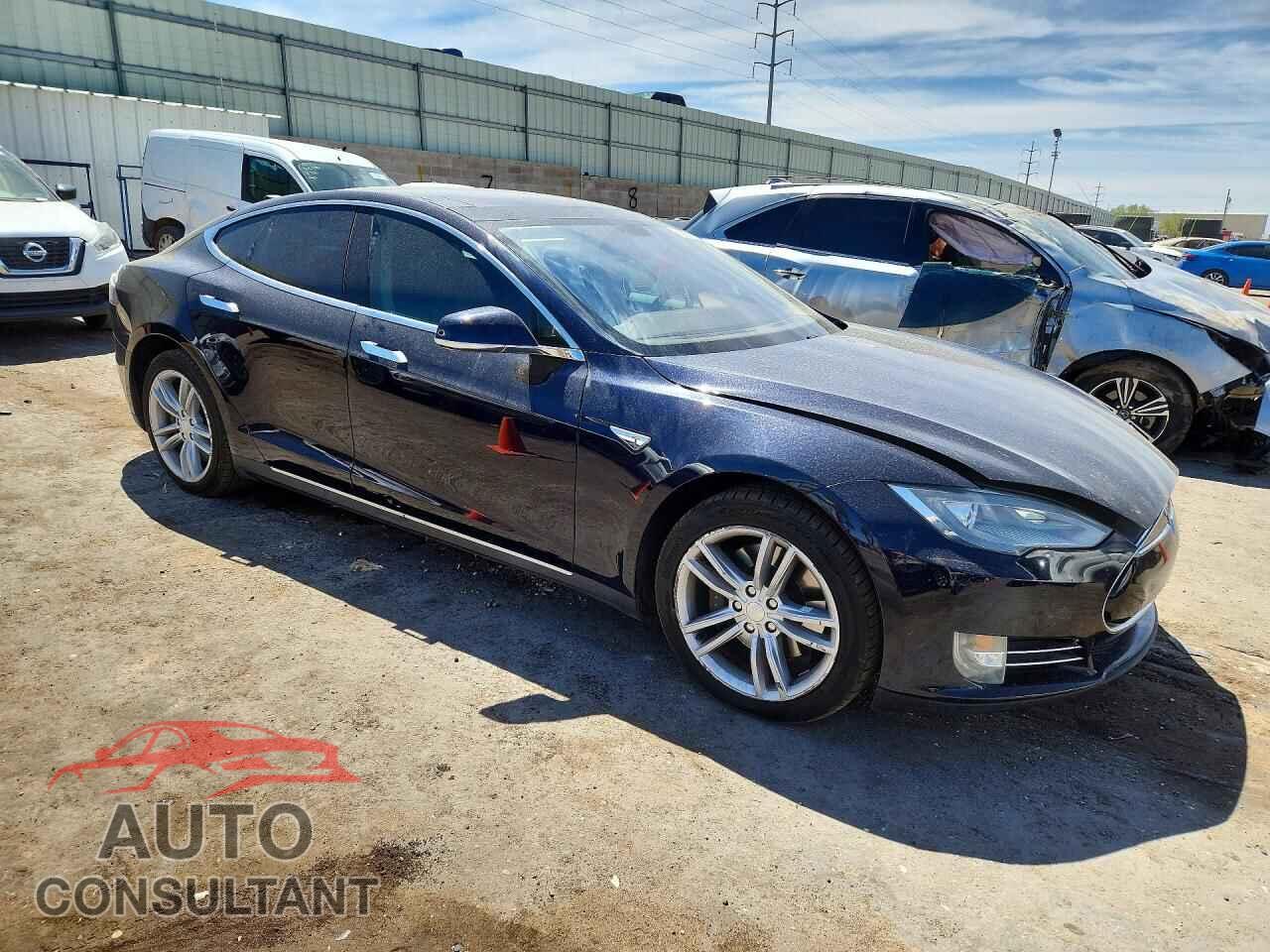 TESLA MODEL S 2013 - 5YJSA1CN1DFP26346