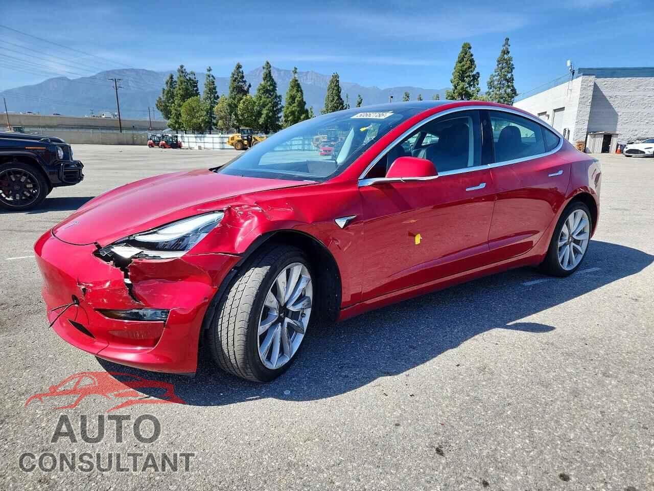 TESLA UNKNOWN 2020 - 5YJ3E1EA3LF645818