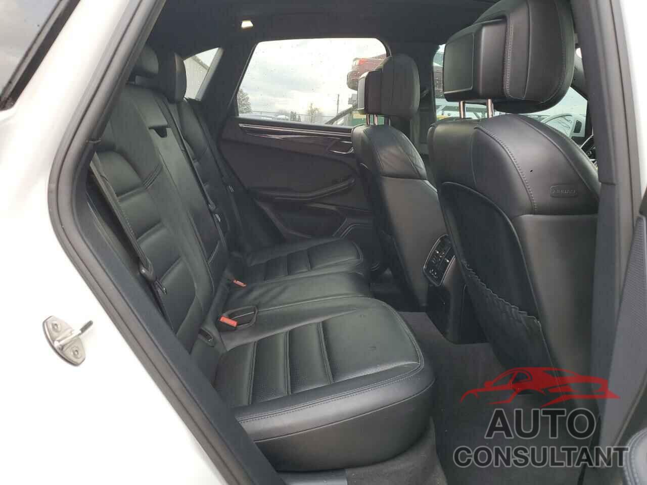 PORSCHE MACAN 2017 - WP1AG2A58HLB51828