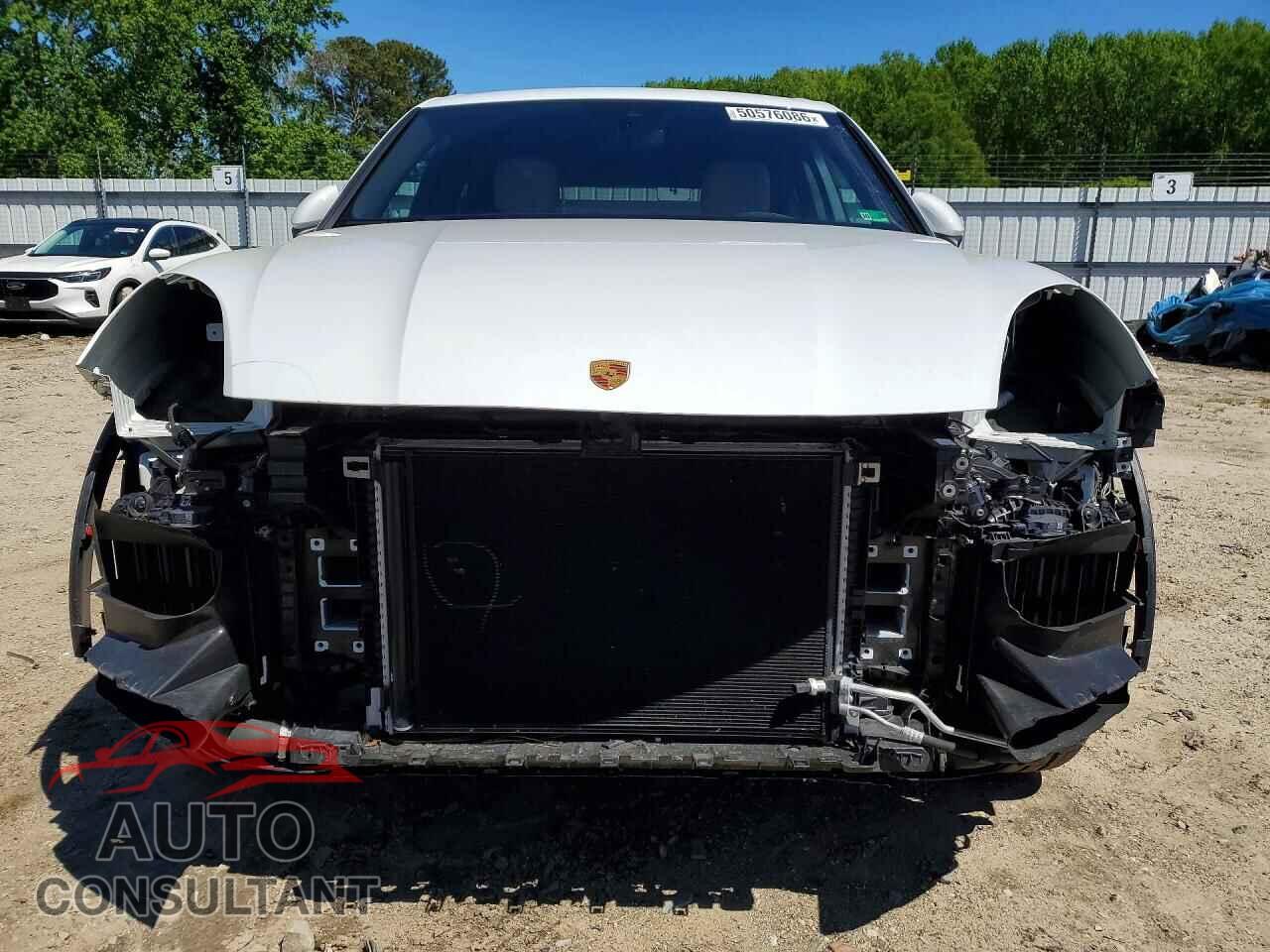 PORSCHE CAYENNE 2022 - WP1AA2AY1NDA00623