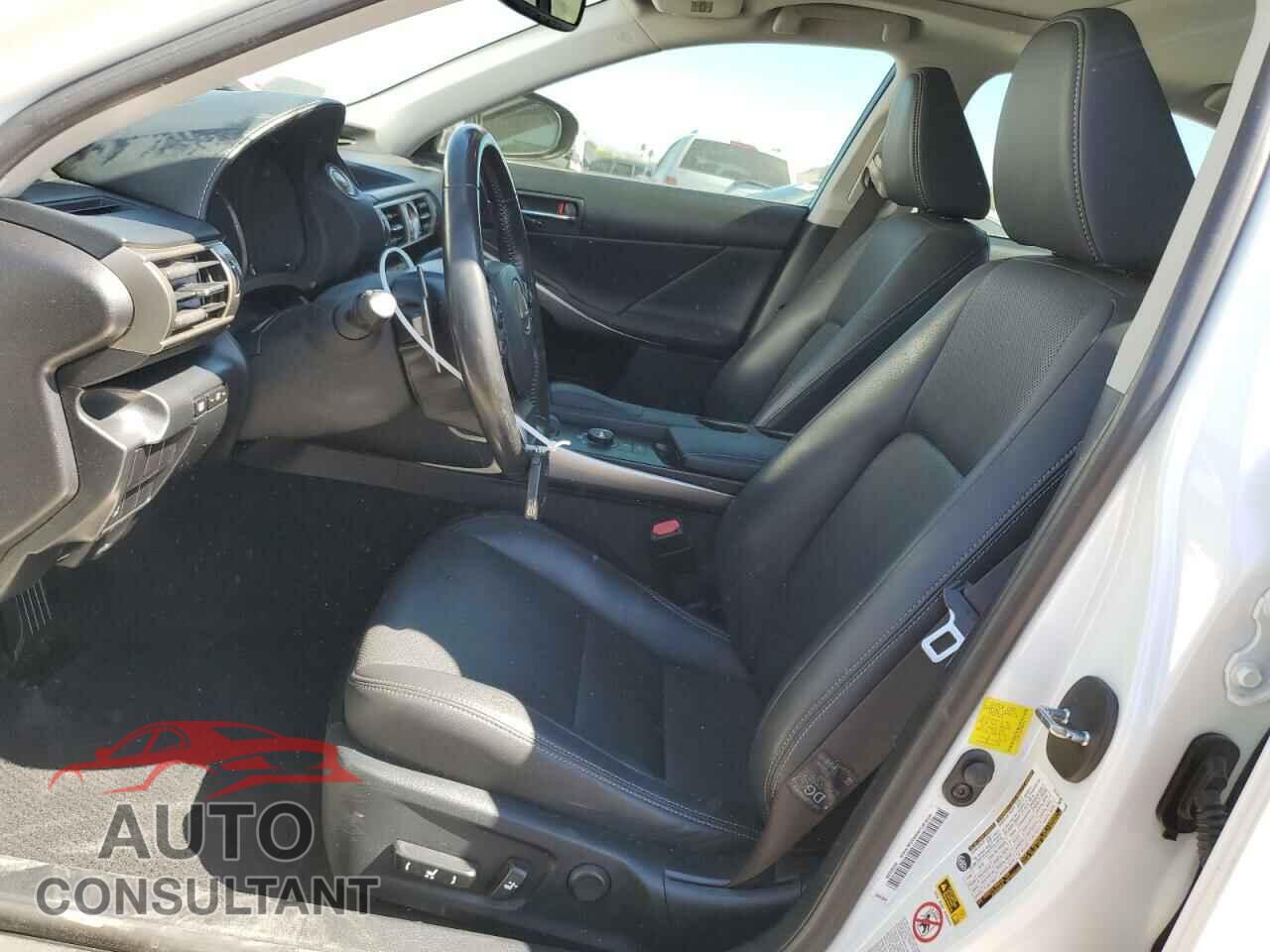 LEXUS IS 2015 - JTHBF1D23F5068974