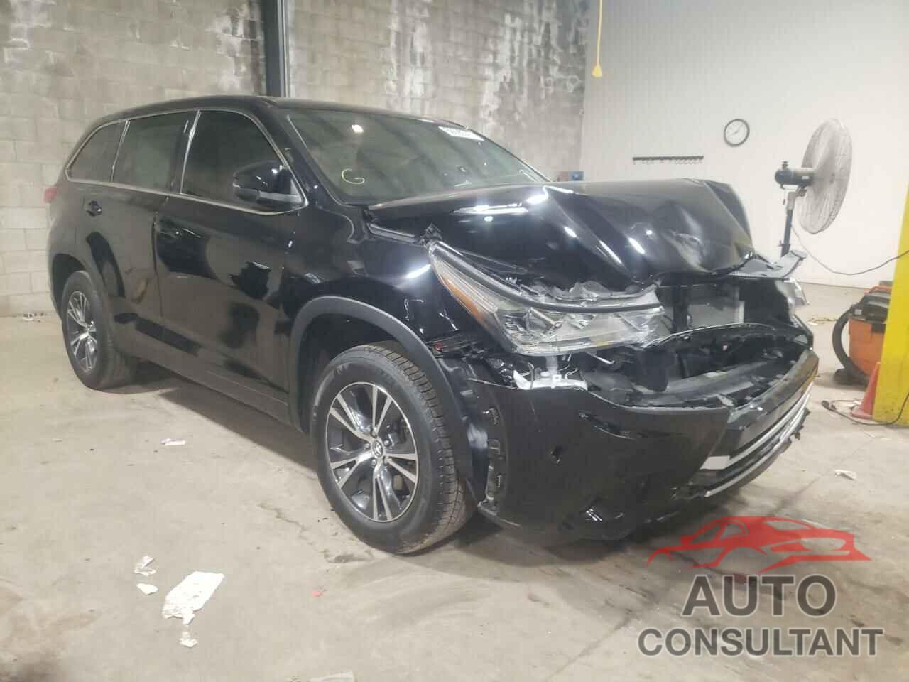 TOYOTA HIGHLANDER 2019 - 5TDZARFH5KS049202