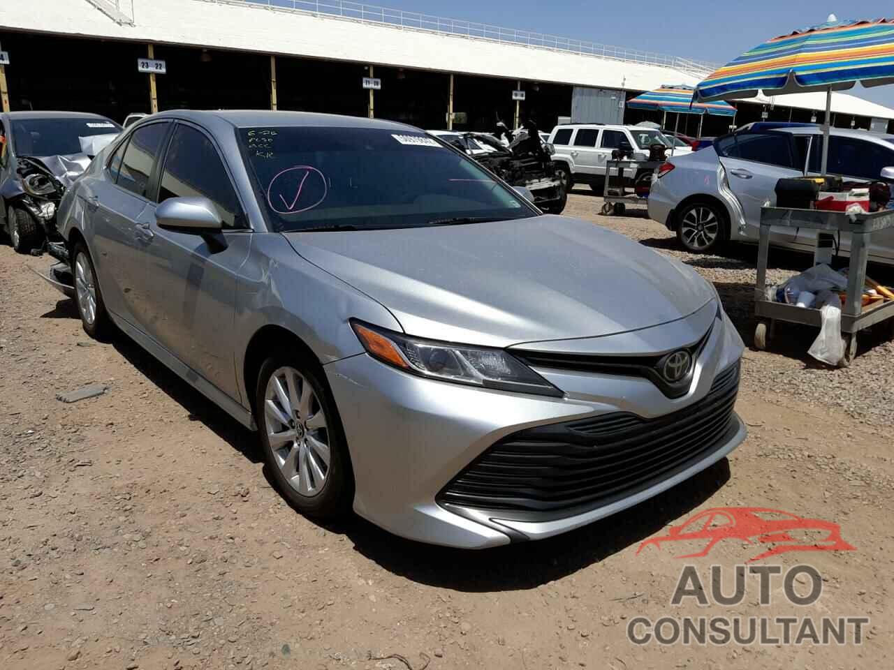 TOYOTA CAMRY 2018 - JTNB11HK9J3033382