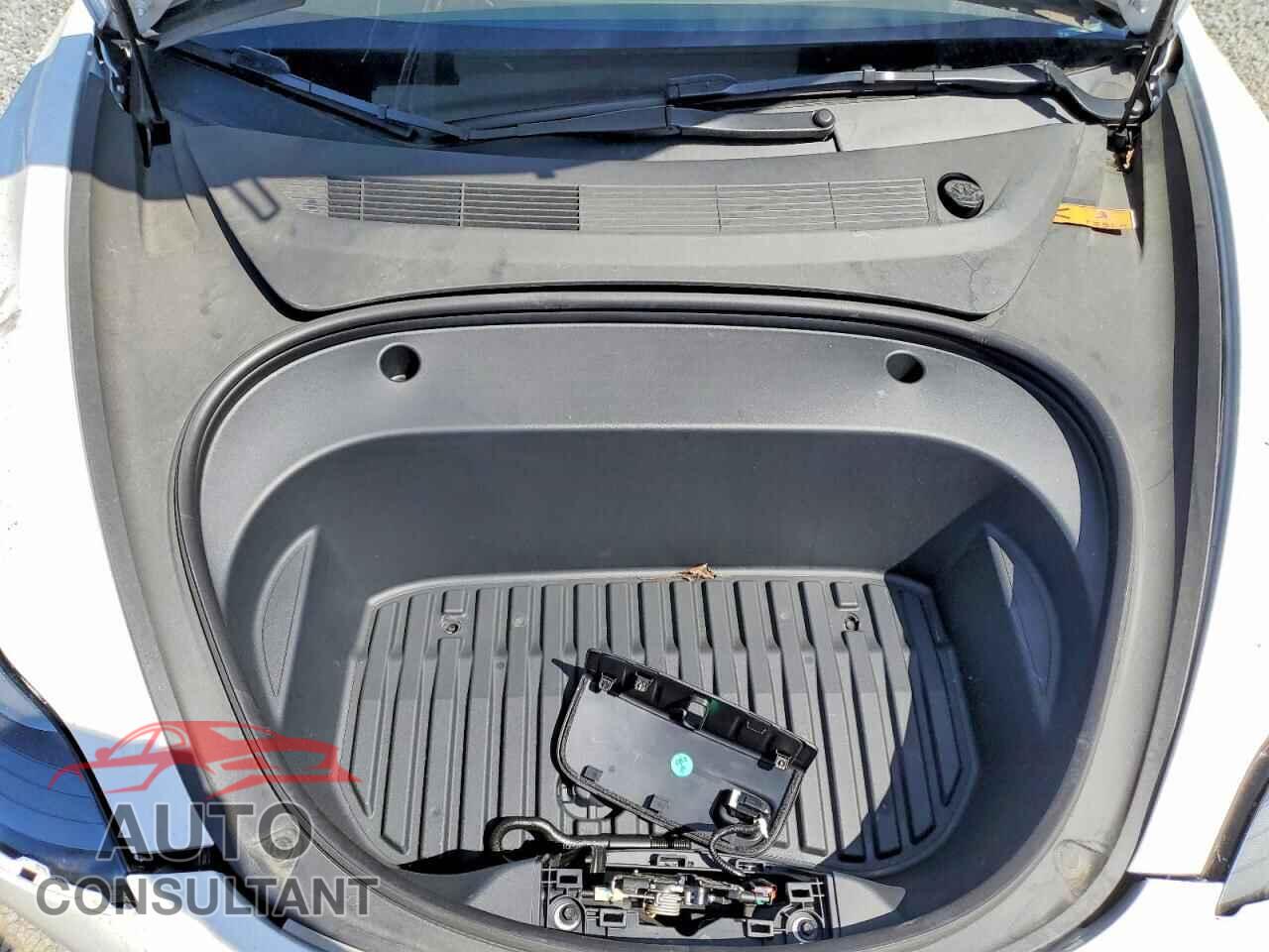 TESLA MODEL 3 2021 - 5YJ3E1EA9MF093971