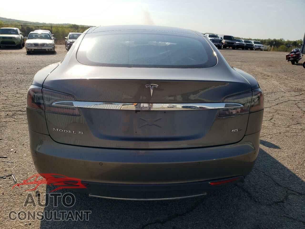 TESLA MODEL S 2015 - 5YJSA1H20FF088236