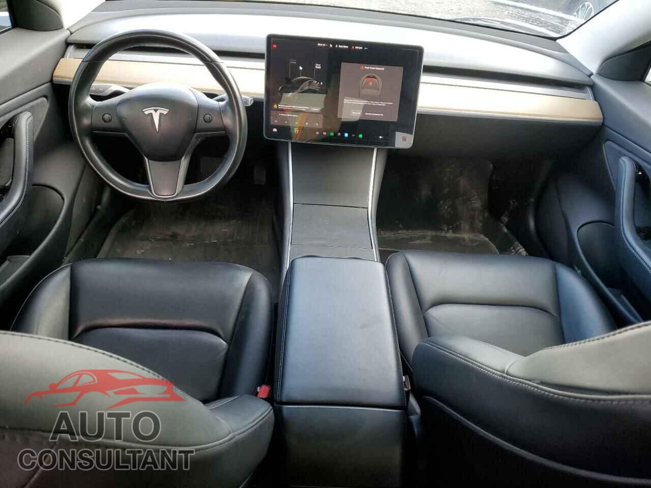 TESLA MODEL 3 2019 - 5YJ3E1EB5KF197086