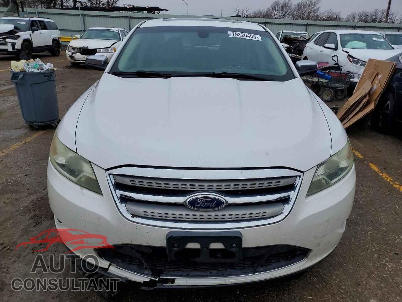 FORD TAURUS 2011 - 1FAHP2FW2BG102499