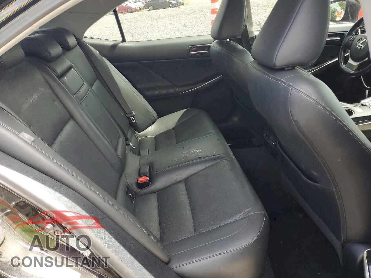 LEXUS IS 2014 - JTHBF1D2XE5033878