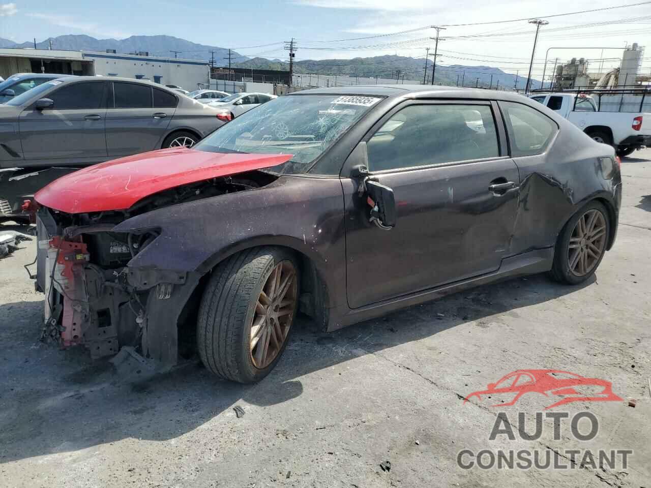 TOYOTA SCION 2013 - JTKJF5C7XD3046005