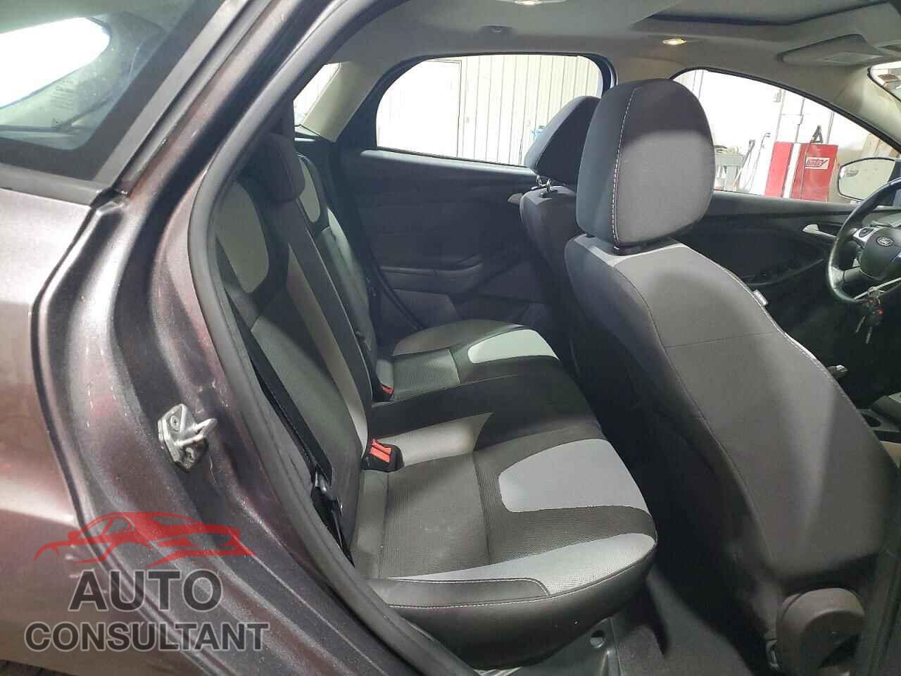 FORD FOCUS 2014 - 1FADP3K25EL386830