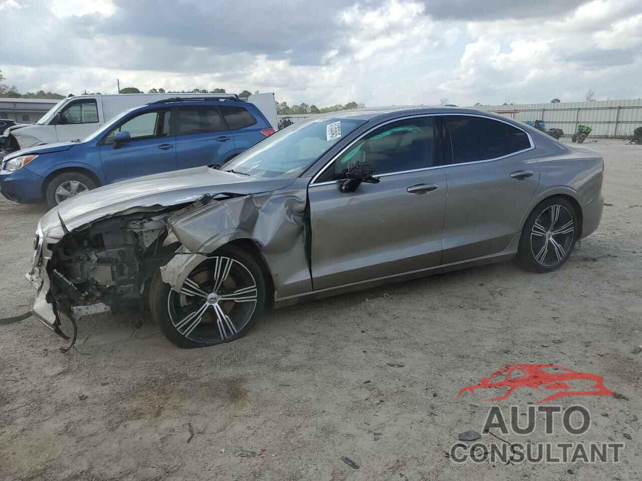 VOLVO S60 2019 - 7JR102FL2KG004712