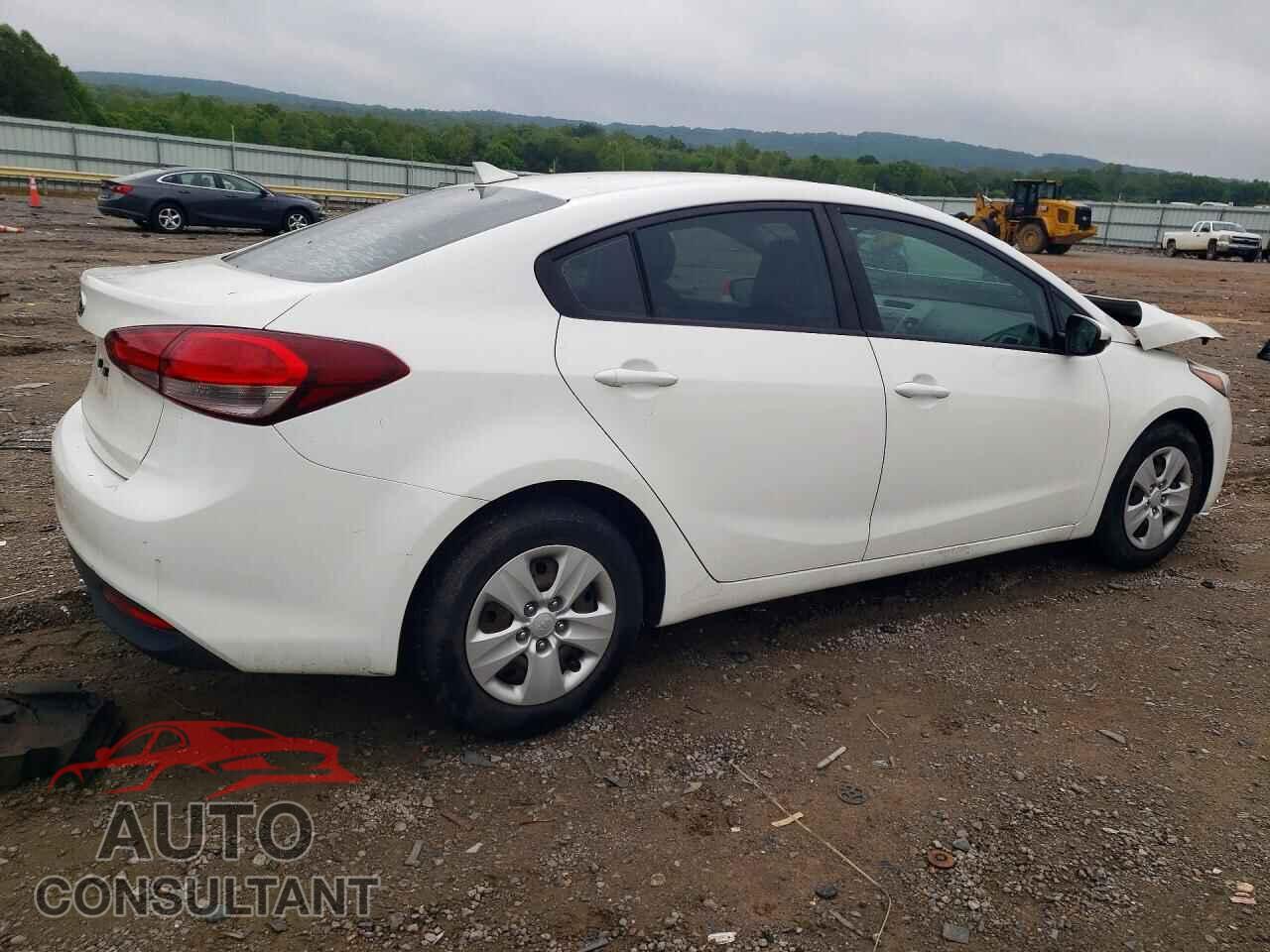 KIA FORTE 2017 - 3KPFK4A70HE065537