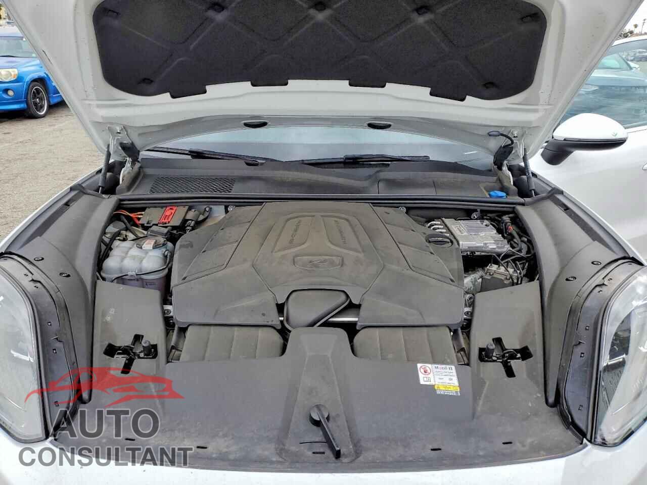 PORSCHE CAYENNE 2024 - WP1AA2AY3RDA02573