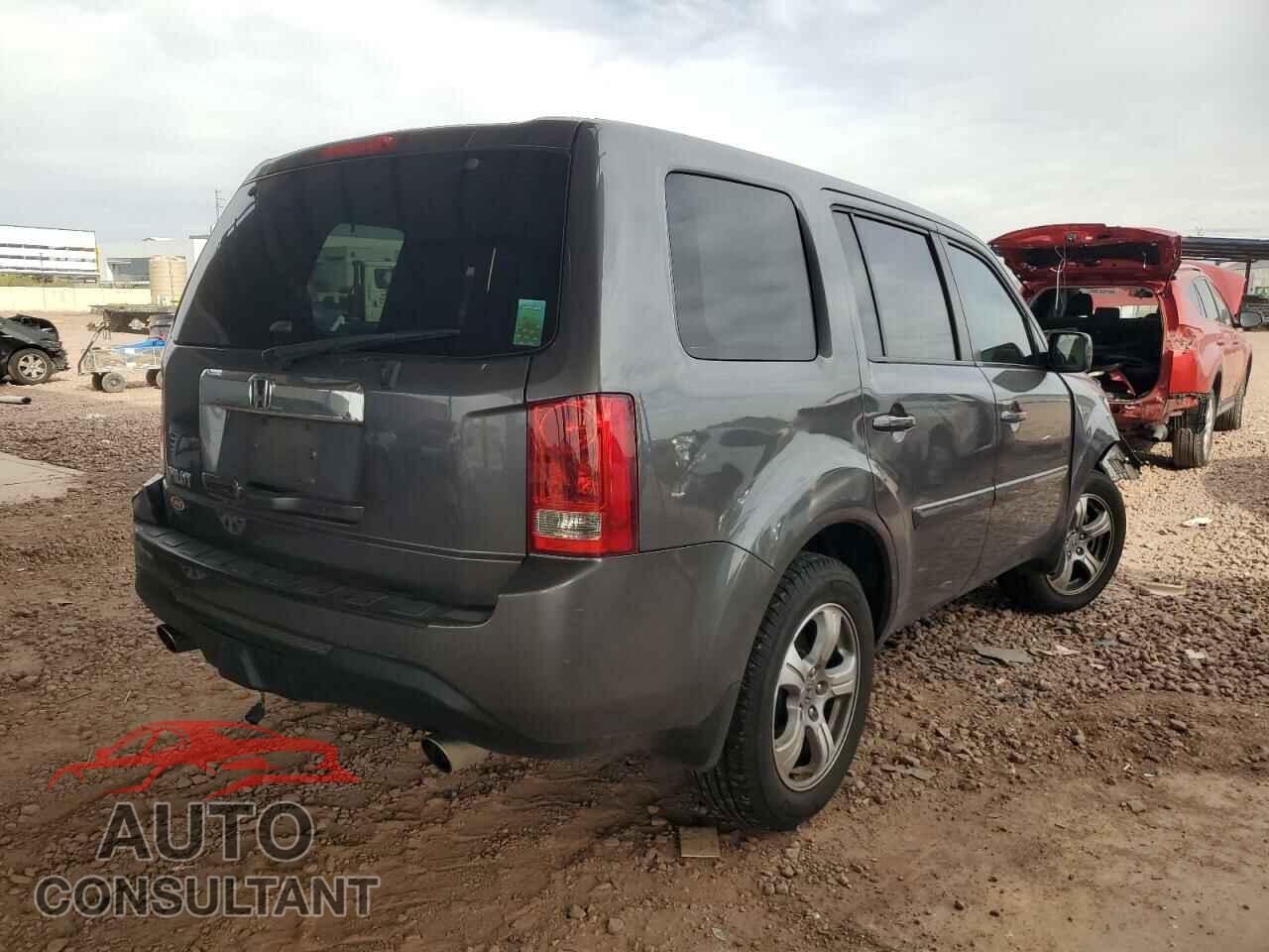 HONDA PILOT 2015 - 5FNYF3H52FB011420