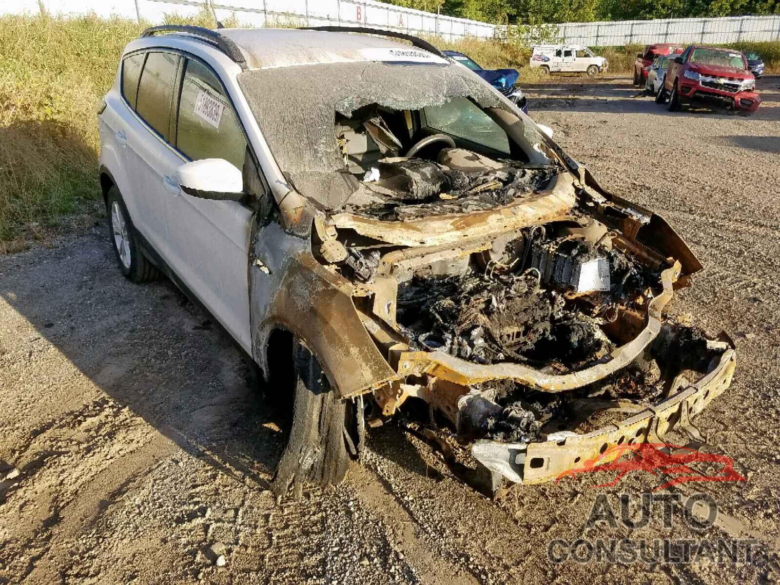 FORD ESCAPE 2018 - 1FMCU9HD1JUA90956