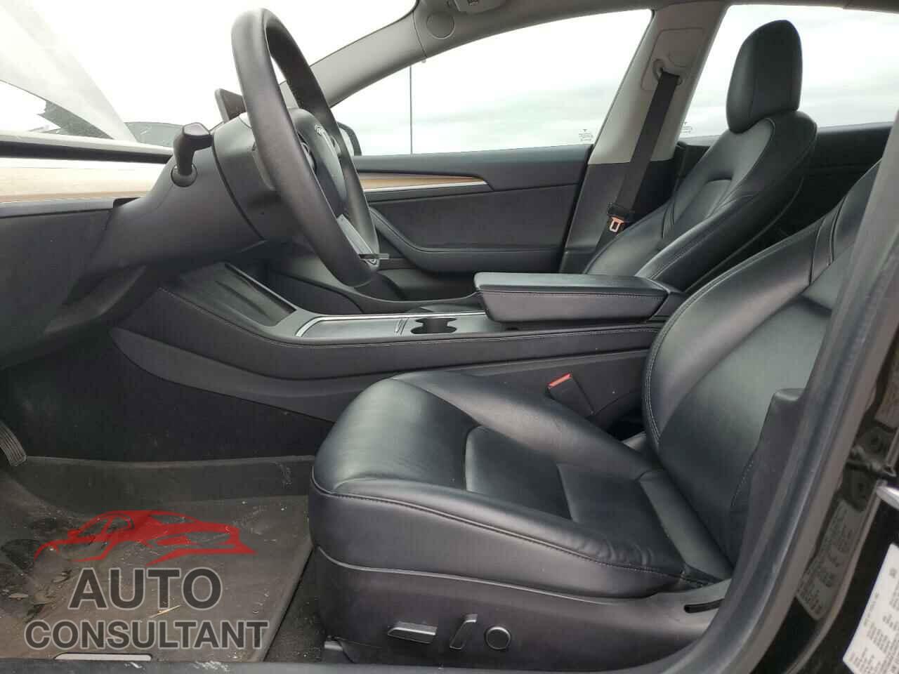 TESLA MODEL 3 2021 - 5YJ3E1EB2MF055958