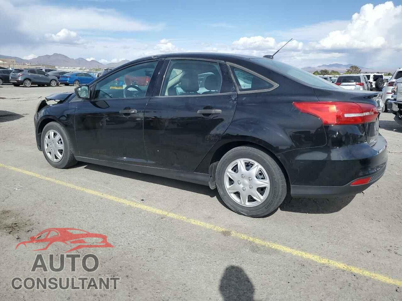 FORD FOCUS 2018 - 1FADP3E26JL329574
