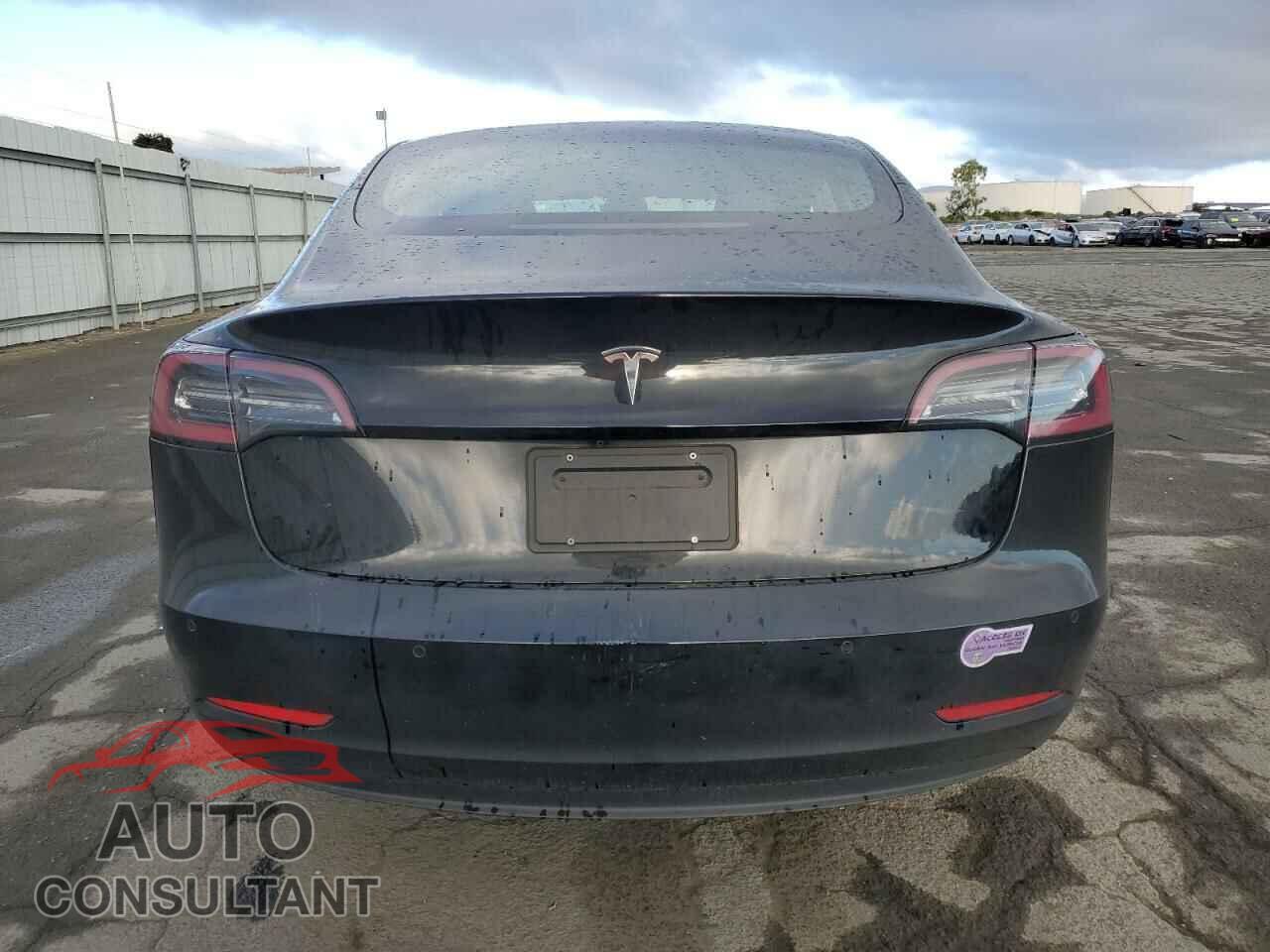 TESLA MODEL 3 2019 - 5YJ3E1EA6KF424633