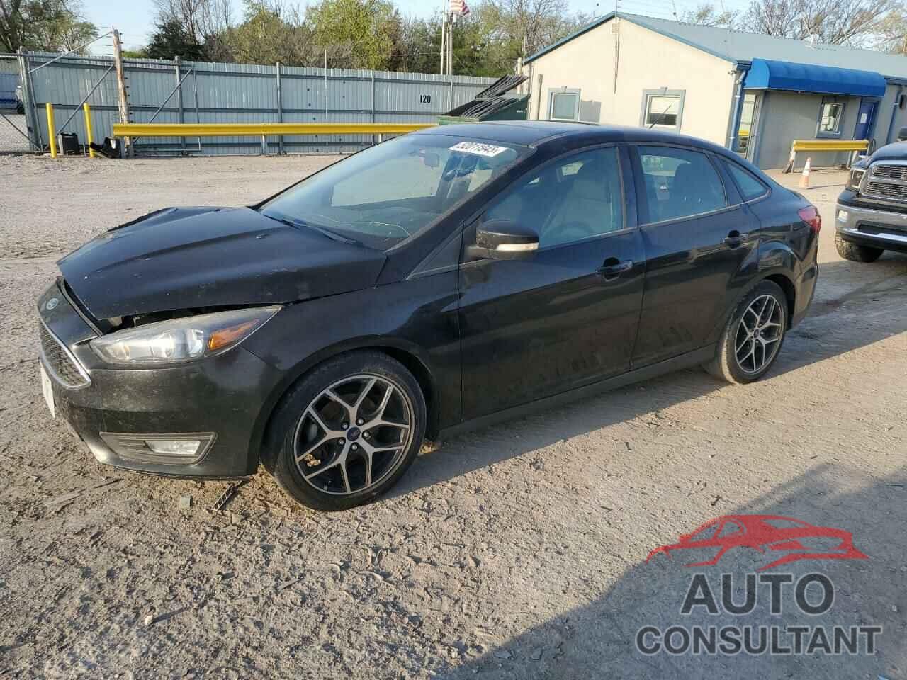 FORD FOCUS 2017 - 1FADP3H22HL265121