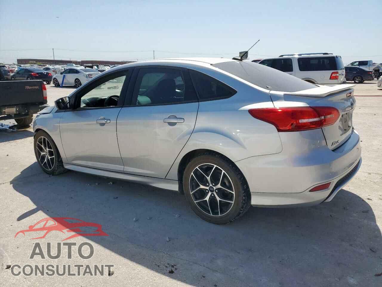 FORD FOCUS 2016 - 1FADP3F22GL398690