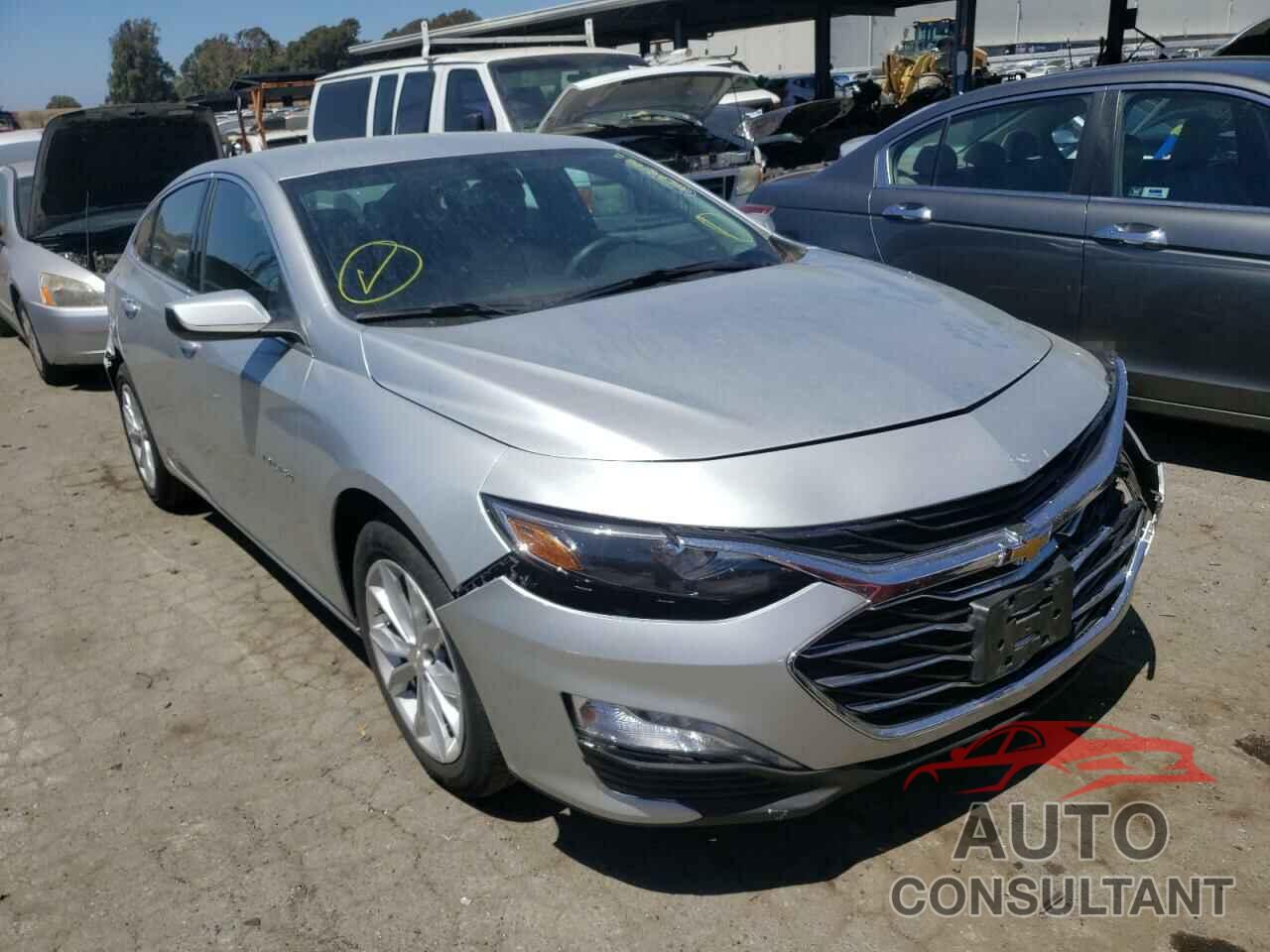 CHEVROLET MALIBU 2021 - 1G1ZD5ST3MF062181