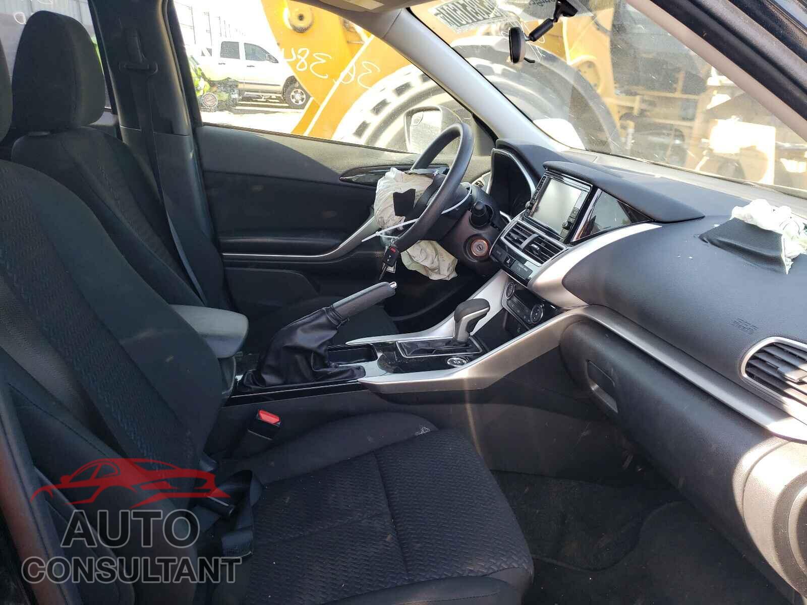 MITSUBISHI ECLIPSE 2020 - JA4AT3AA6LZ025032