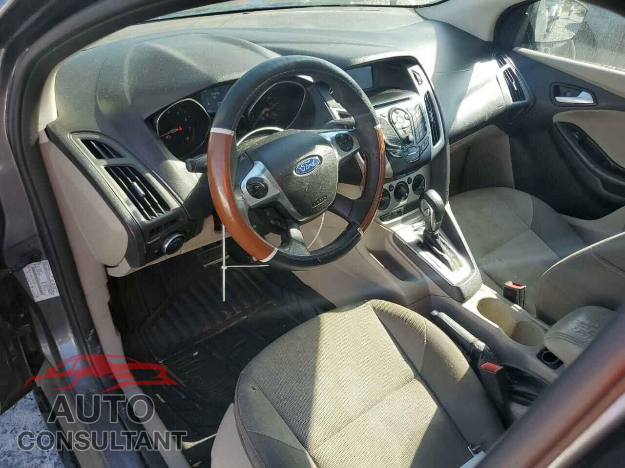 FORD FOCUS 2014 - 1FADP3F24EL359709