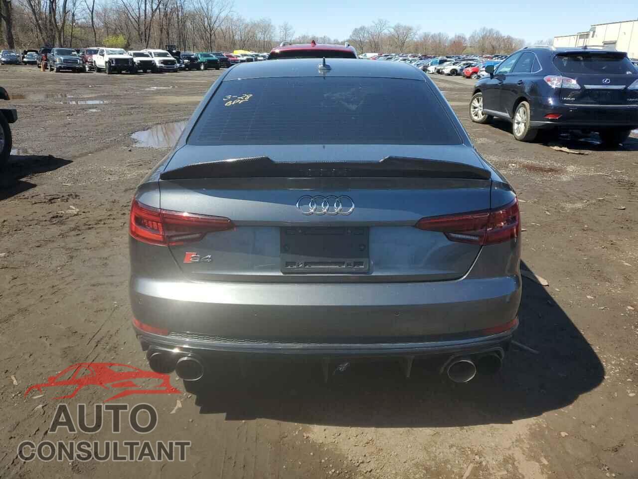 AUDI S4/RS4 2018 - WAUB4AF46JA093189