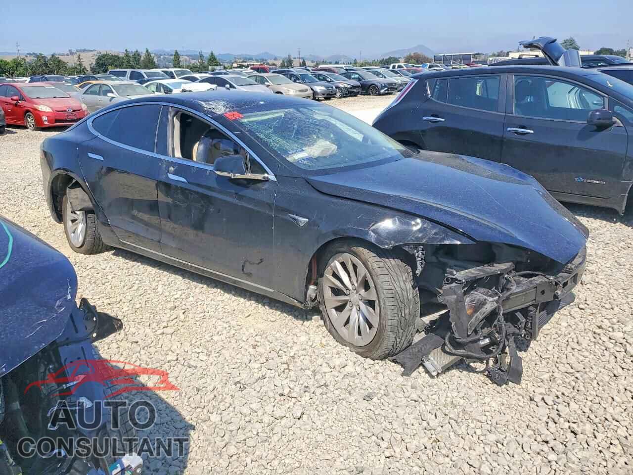 TESLA MODEL S 2017 - 5YJSA1E2XHF193082