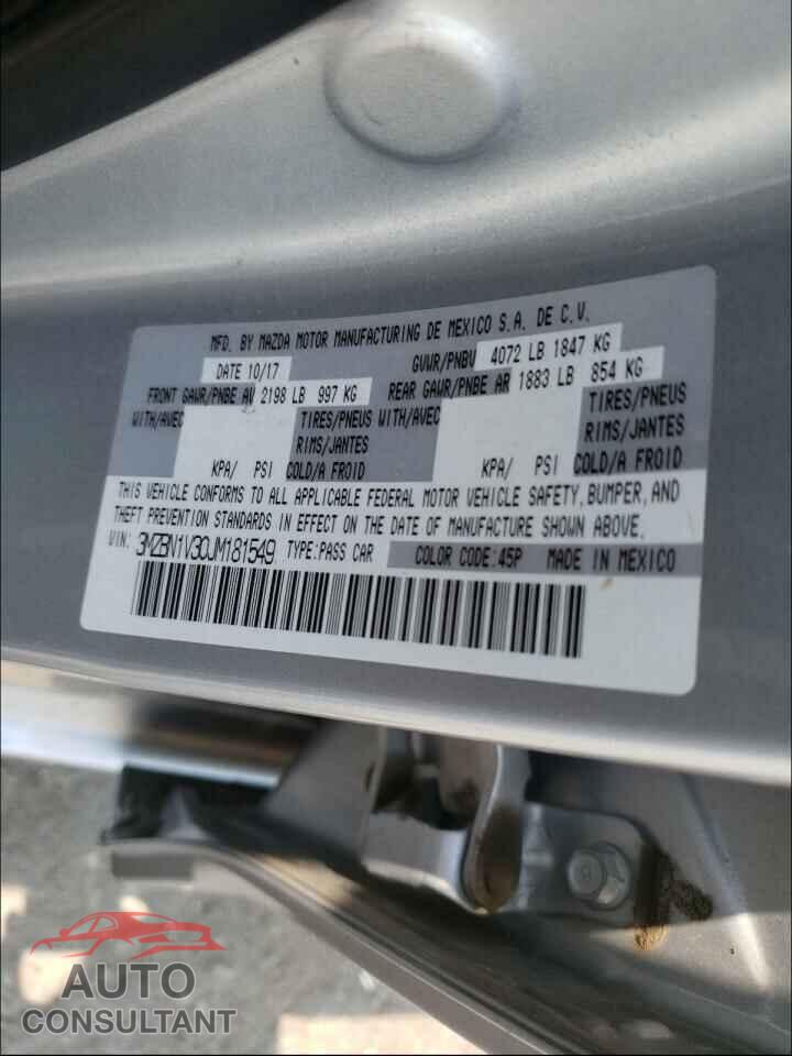 MAZDA 3 2018 - 3MZBN1V30JM181549