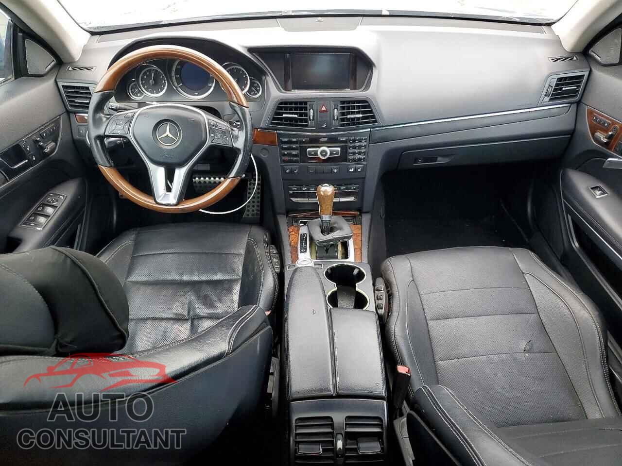 MERCEDES-BENZ E-CLASS 2012 - WDDKJ7DB9CF163912