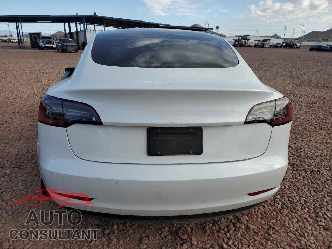 TESLA MODEL 3 2022 - 5YJ3E1EA1NF299075