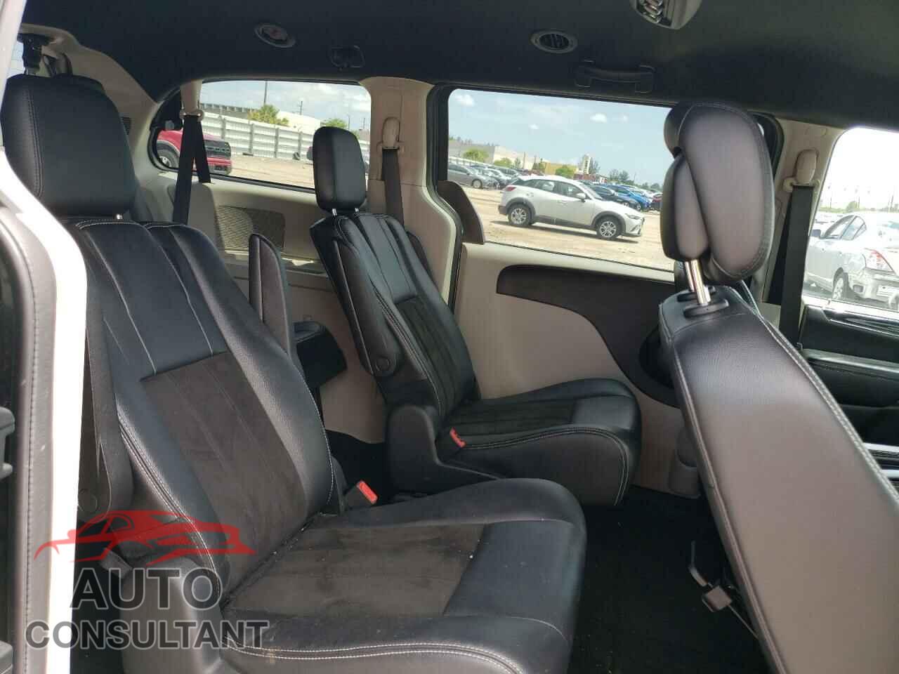 DODGE GRAND CARA 2019 - 2C4RDGCG5KR544872