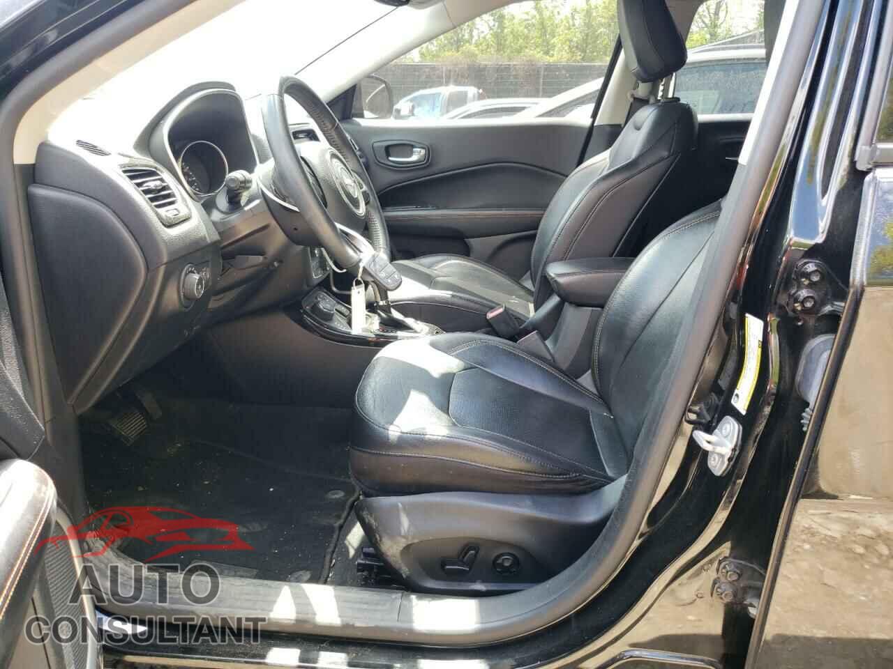 JEEP COMPASS 2018 - 3C4NJDCBXJT270204