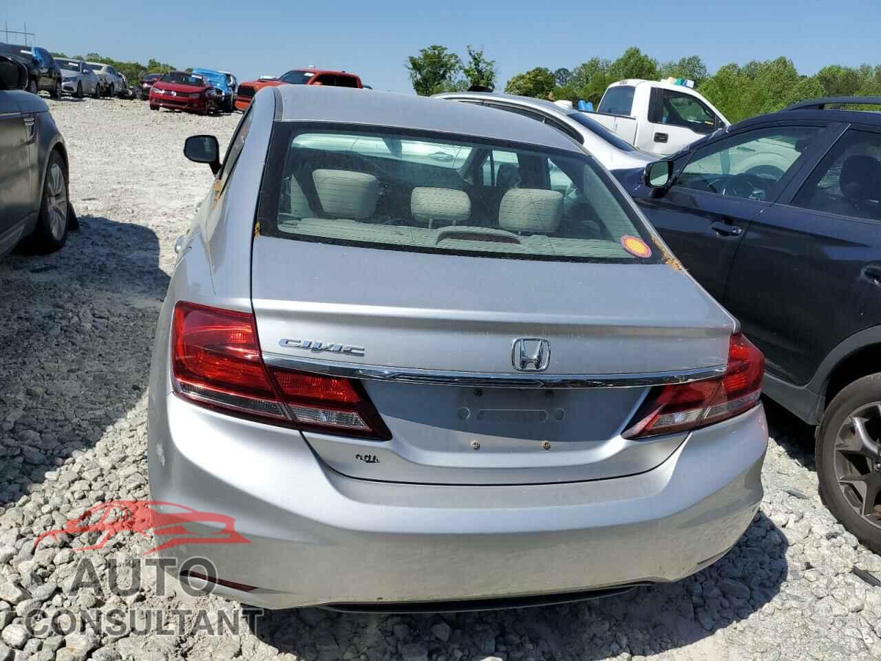 HONDA CIVIC 2013 - 19XFB2F56DE041426