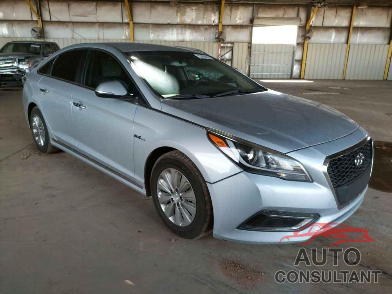 HYUNDAI SONATA 2017 - KMHE24L39HA061376