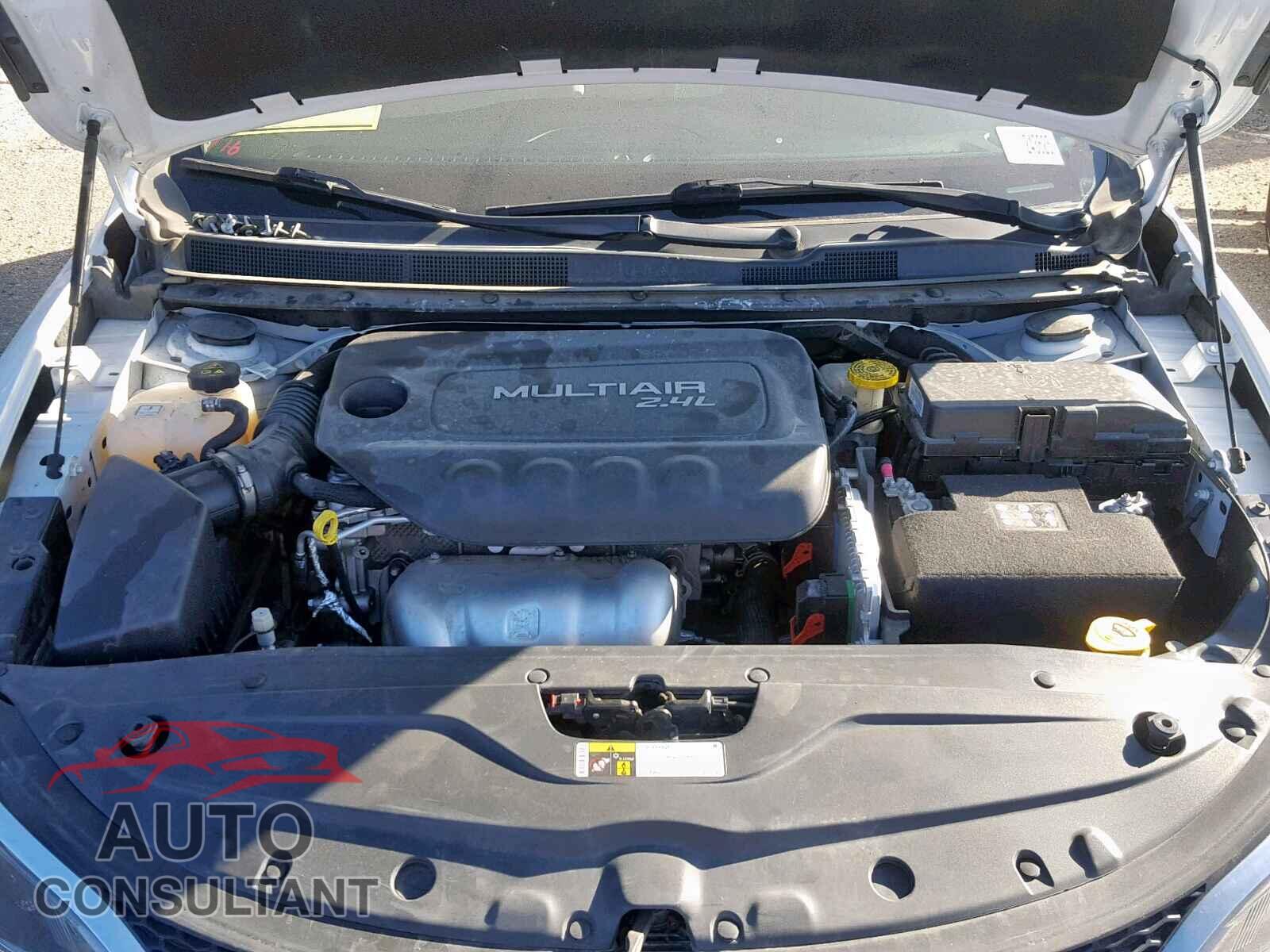 CHRYSLER 200 2016 - 1C3CCCAB2GN175079