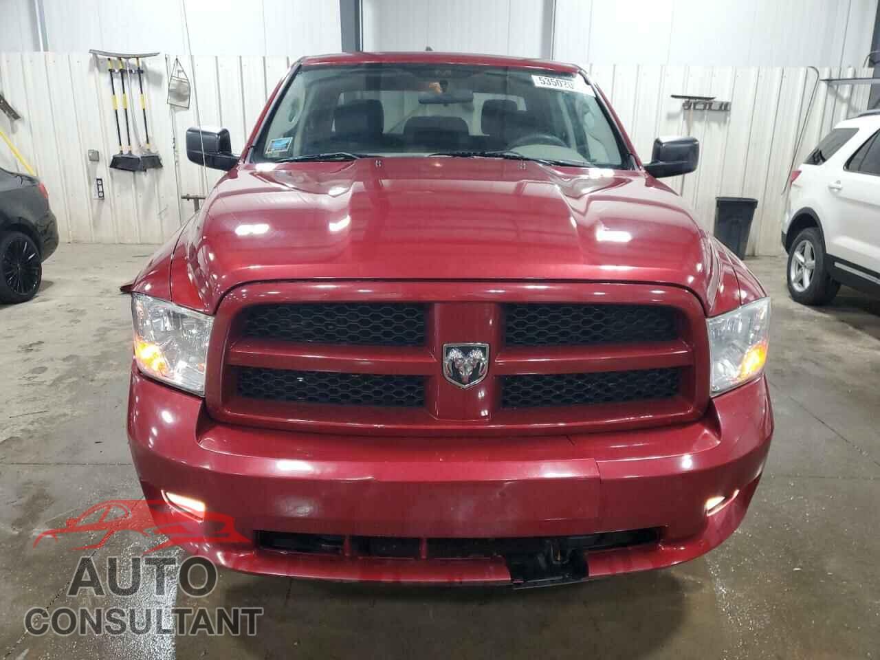 DODGE RAM 1500 2012 - 1C6RD7KT1CS196557