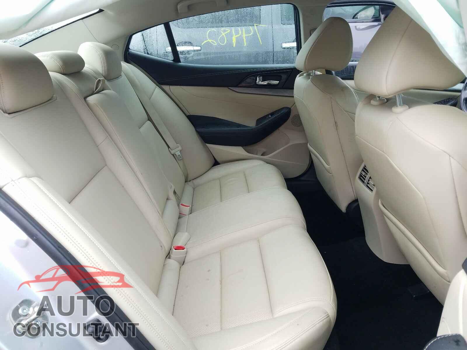 NISSAN MAXIMA 2017 - 1N4AA6AP7HC366294