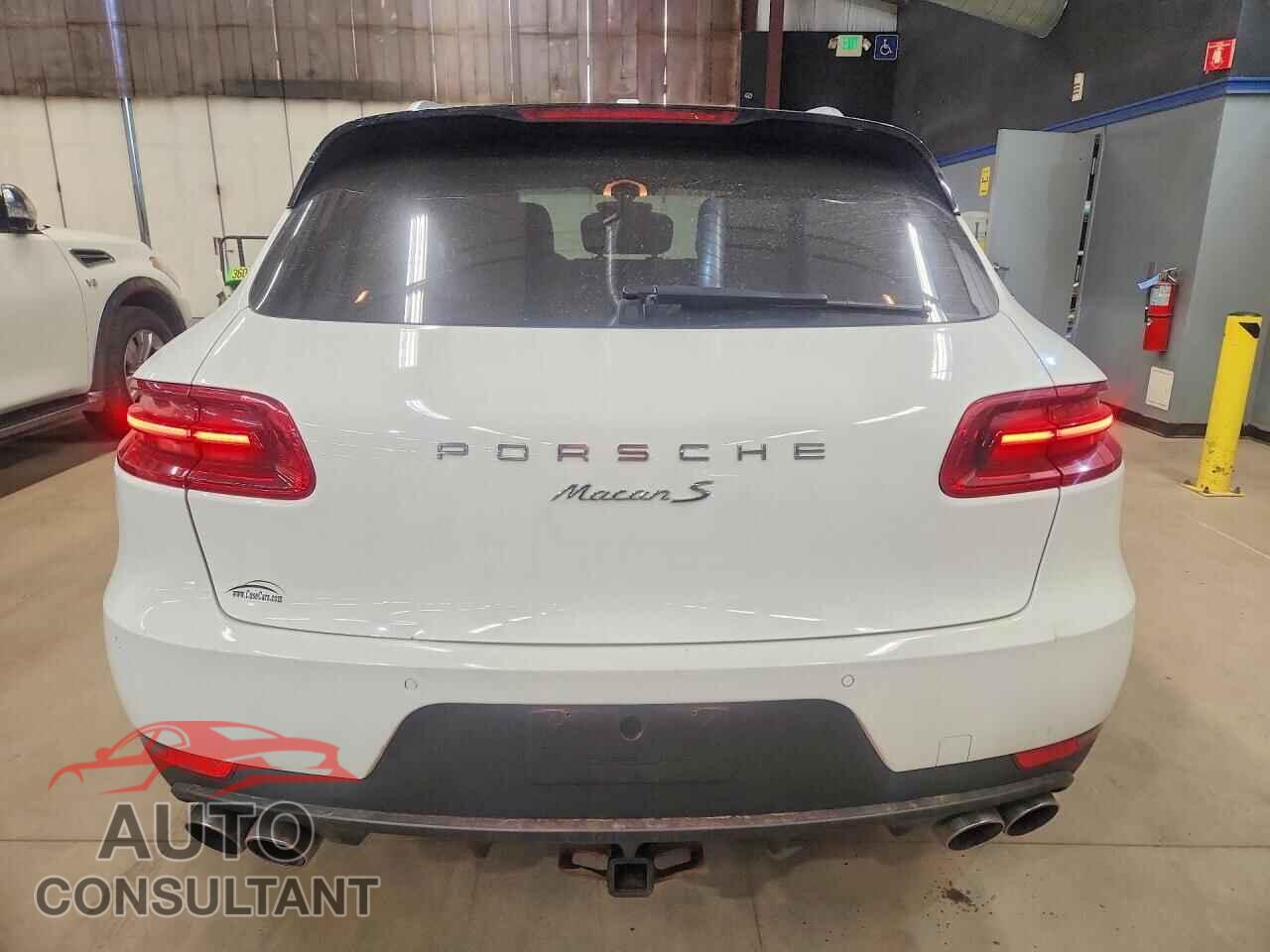 PORSCHE MACAN 2015 - WP1AB2A57FLB55025