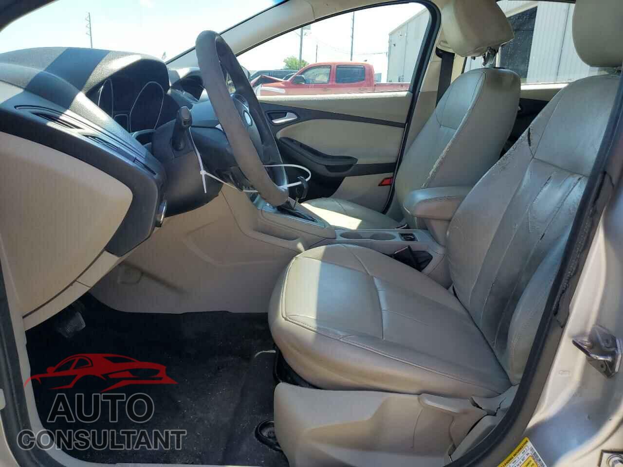FORD FOCUS 2012 - 1FAHP3K20CL413687