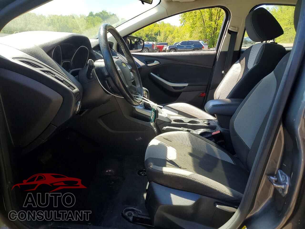 FORD FOCUS 2012 - 1FAHP3F21CL432517